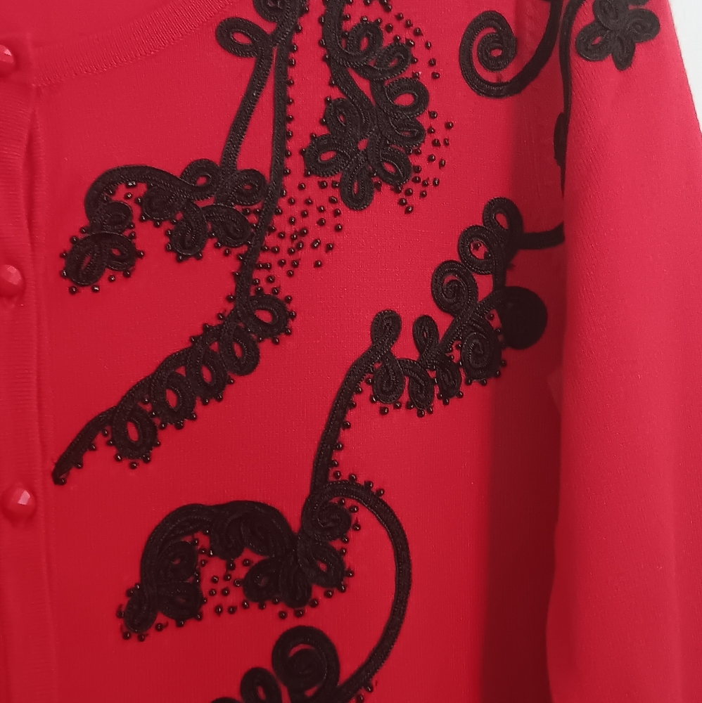SPENSE SWEATER. SIZE M. - Picture 3 of 11